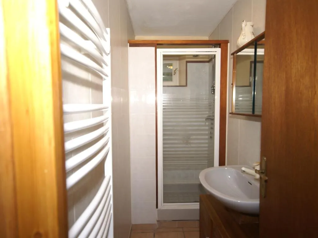 Beautiful Holiday Home In Saint Pons Berzème 0*,